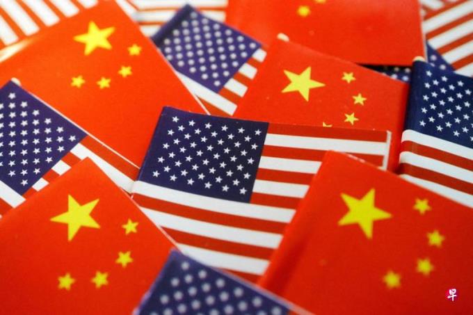 �й�פ����ʹл�棺���������ֶԻ��ܿط���