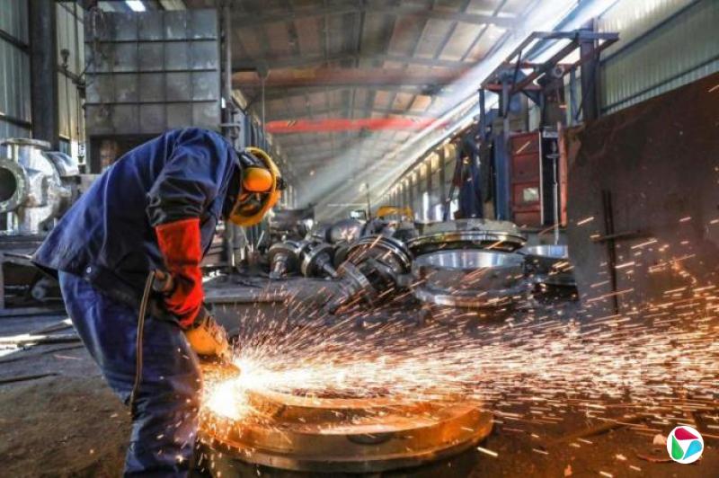 中国5月规上工业增加值增幅持续放缓 社会零售总额增幅明显回升