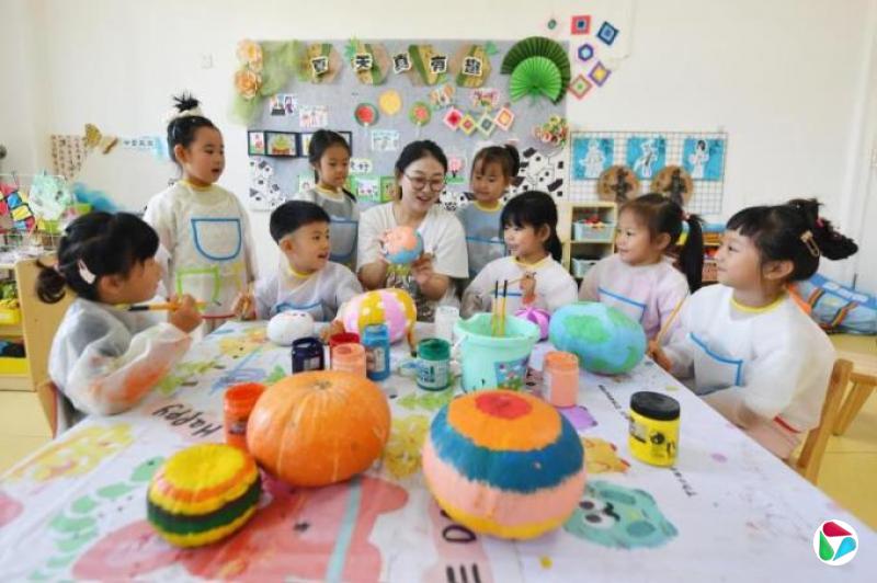 中国部署逐步推行免费学前教育