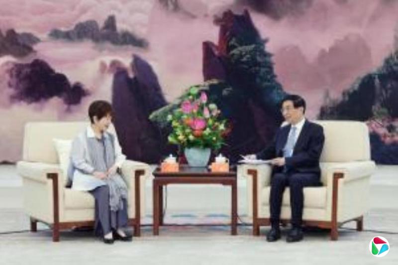 中国大陆官媒:台数百万民众看完九三阅兵直播