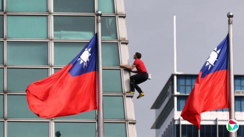 �����������ҼҰ�����˹����ŵ�£�Alex Honnold��ͽ��������̨��101��
