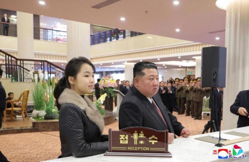 ���鱨Ժ������������Ů���ļ̳��˵�λ