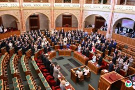 �Ž�ΰ��������������һ��ŷ�����𣿡�������������ͳ���ƴ�ְ˵��