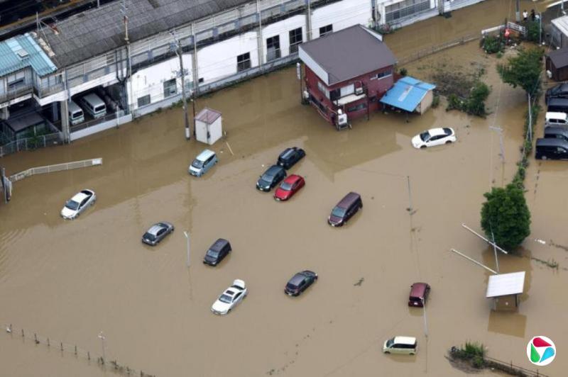 日本千叶县彻夜强降雨致四死 数千人机场过夜