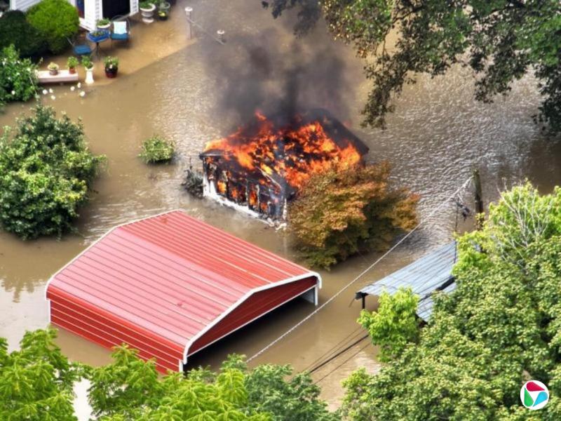美国印第安纳州暴雨已致六人死亡