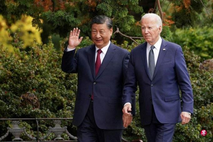 白宫:美国热切希望与中国恢复军事对话