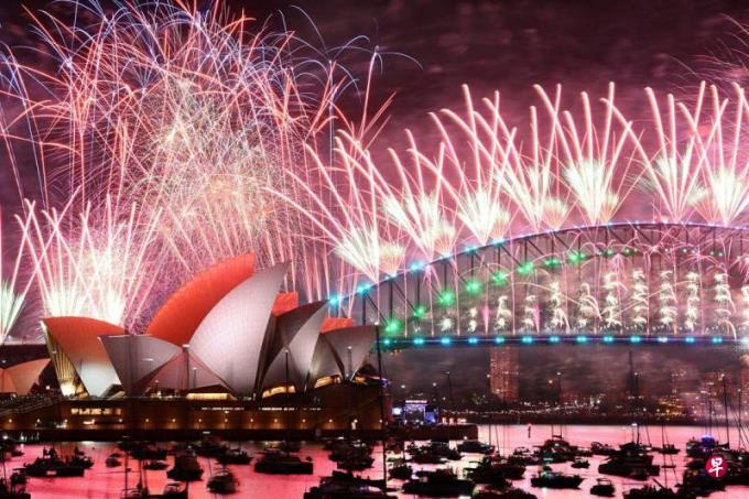 世界各国在希望与战火中迎接2024年