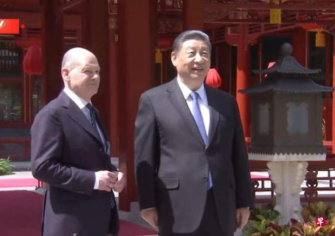 习近平会见朔尔茨:中德应警惕保护主义 客观看待产能问题