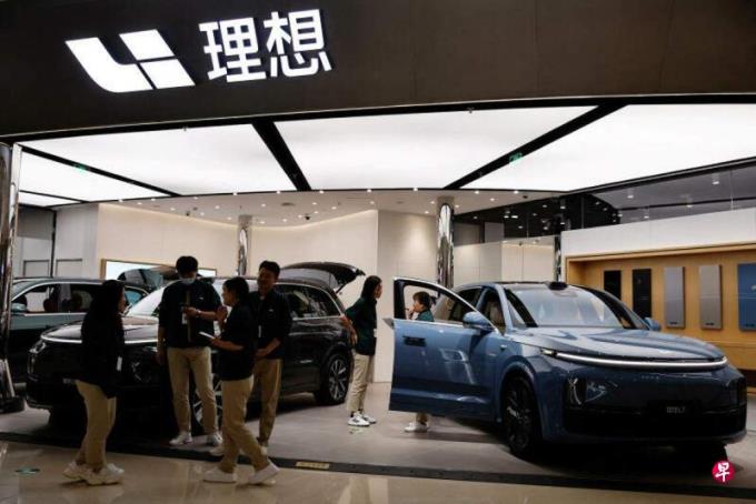 继特斯拉后 理想汽车跟进降价