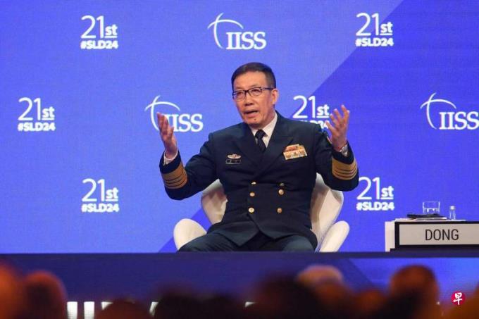 【香会】中国防长董军不点名批评菲律宾在仁爱礁“碰瓷”制造假象