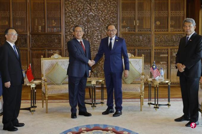 马国与中国深化经贸合作 推进东铁等大型项目