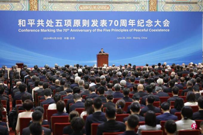 �轱ѧ�����о���ѵ���� �й���ȫ���Ϸ����������֦