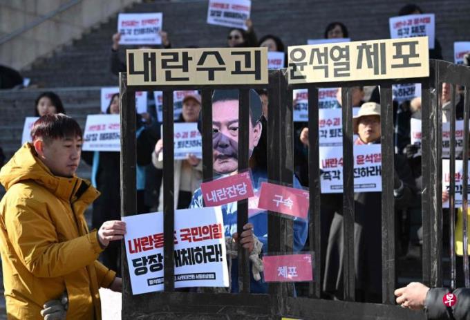 代表律师:韩国总统尹锡悦宣布戒严非内乱