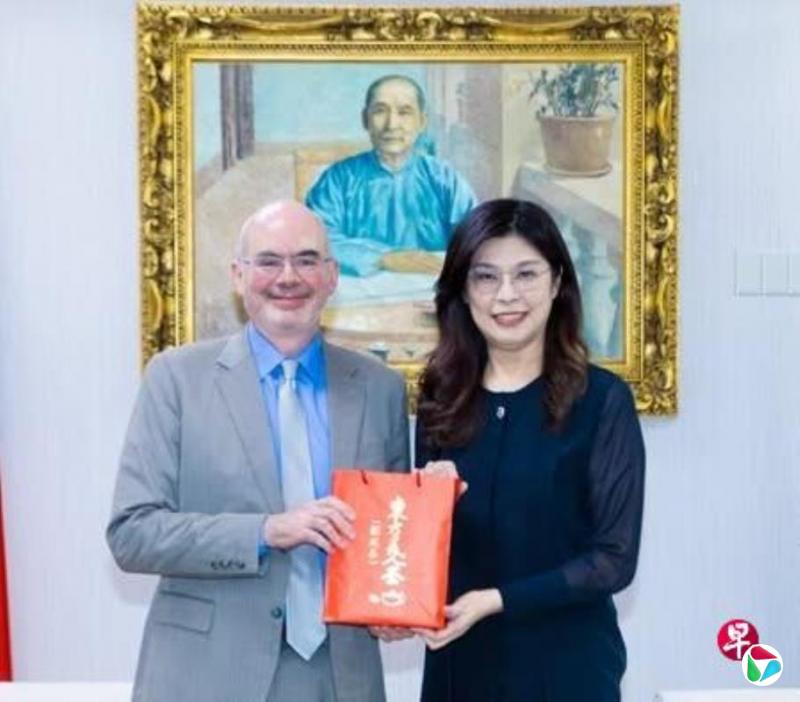 郑丽文与美国在台协会处长会面 聚焦台海与区域安全