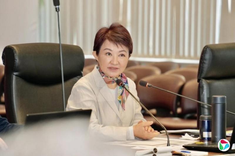 卢秀燕不点名吁赖清德解决台湾内部冲突