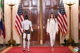 ÷�����Я���λ����������׹����ᳫ���˻�AIͶ�����
