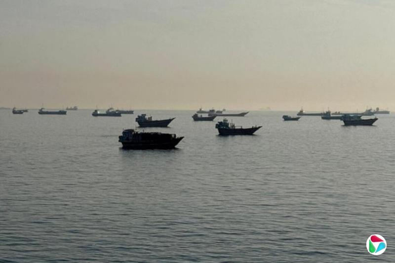 美高官:美伊原则上同意重开海峡 但需多几天敲定最终协议