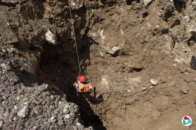 尼中山洪遇难人数增至919 印度境内打捞出七具遗体