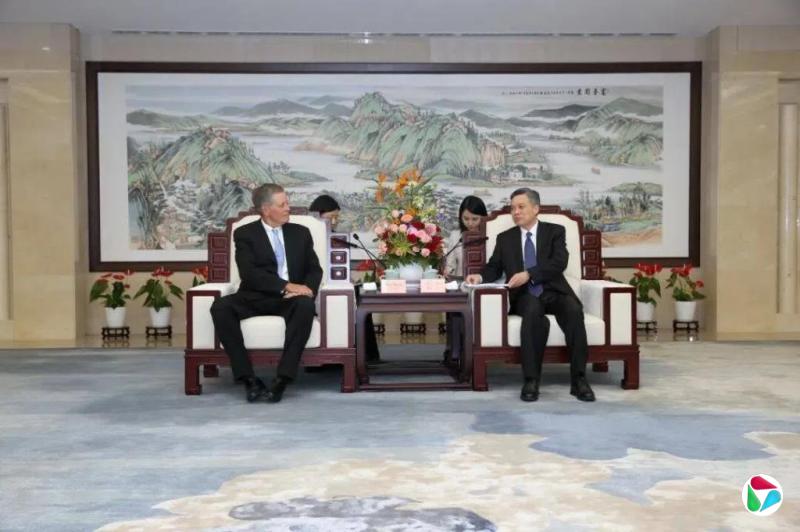 中美元首峰会前 特朗普盟友戴安斯再度访华
