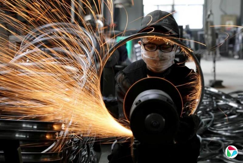 中国8月非官方制造业PMI升至51.5 扩张加快