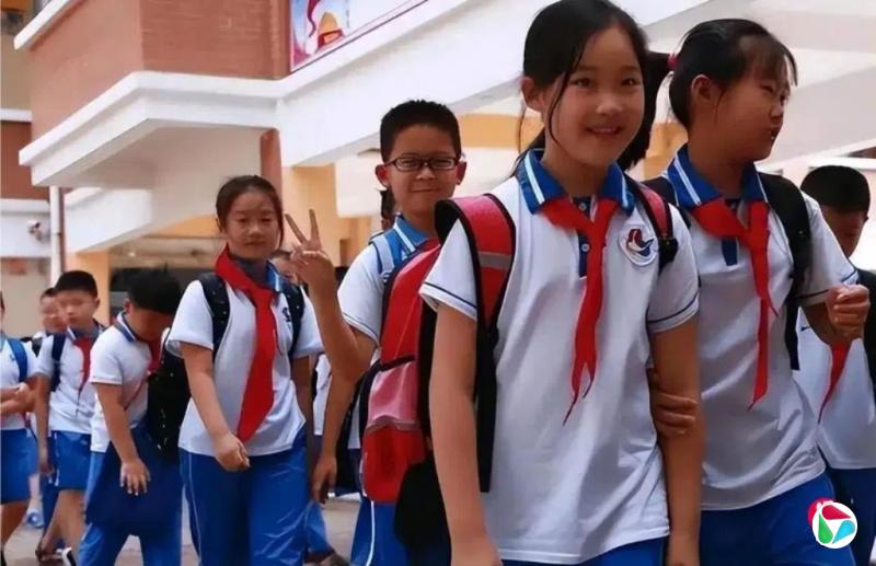 中国首批“20后”小学生入学 诗词古风款名字增多