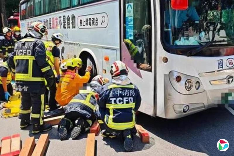 台中遇车祸被撞碾 新加坡女子宣告不治
